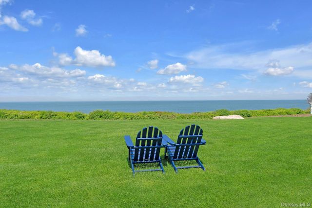 61475 Route 48 A105, Greenport, NY 11944