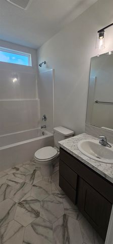 11811 E Mount Vernon Rd, Wichita, KS 67207