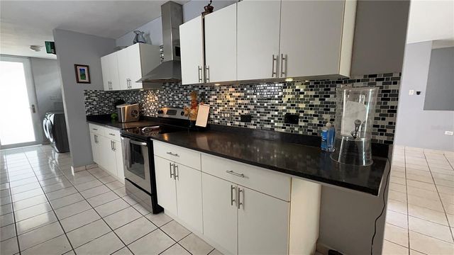 GUAYACAN URB. VISTAS DE RIO GRANDE 2 464, Rio Grande, PR 00745