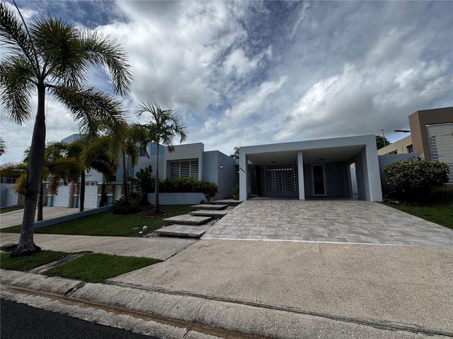 GUAYACAN URB. VISTAS DE RIO GRANDE 2 464, Rio Grande, PR 00745