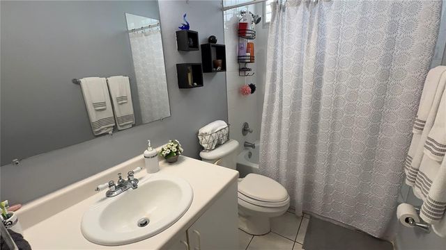 GUAYACAN URB. VISTAS DE RIO GRANDE 2 464, Rio Grande, PR 00745