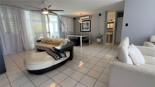 GUAYACAN URB. VISTAS DE RIO GRANDE 2 464, Rio Grande, PR 00745