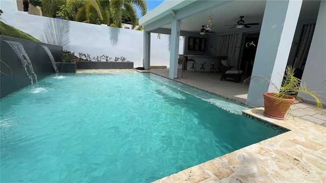 GUAYACAN URB. VISTAS DE RIO GRANDE 2 464, Rio Grande, PR 00745