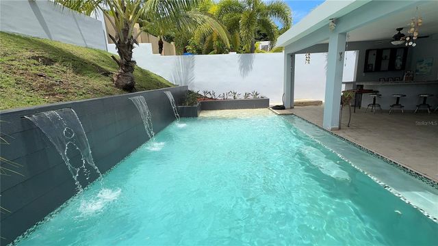 GUAYACAN URB. VISTAS DE RIO GRANDE 2 464, Rio Grande, PR 00745