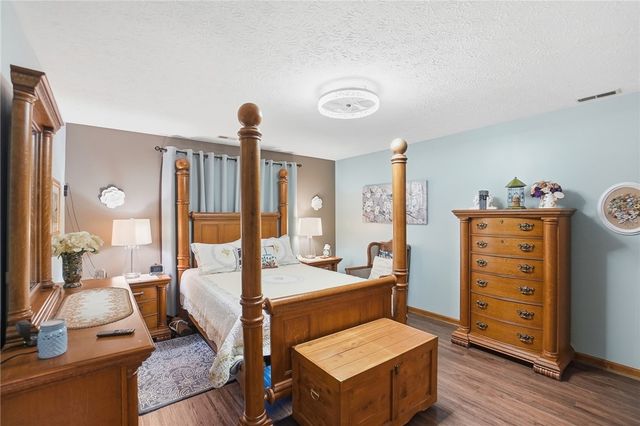 214 Old Carriage Drive, Englewood, OH 45322