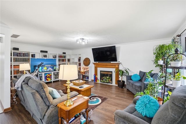 214 Old Carriage Drive, Englewood, OH 45322