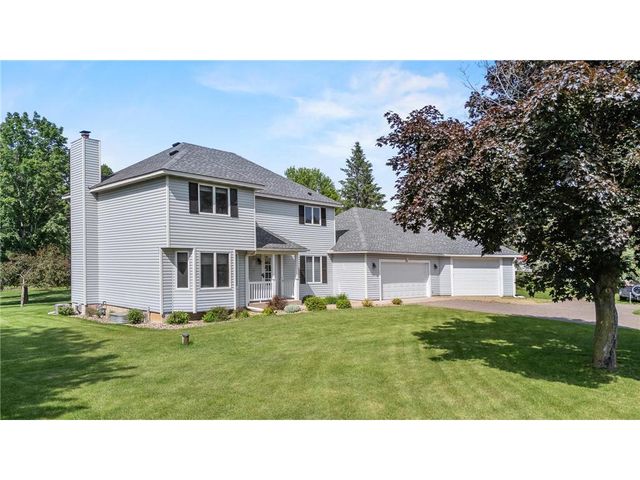 922 Ridge Pass, Hudson, WI 54016