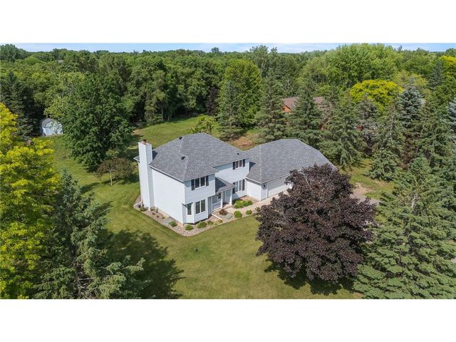 922 Ridge Pass, Hudson, WI 54016
