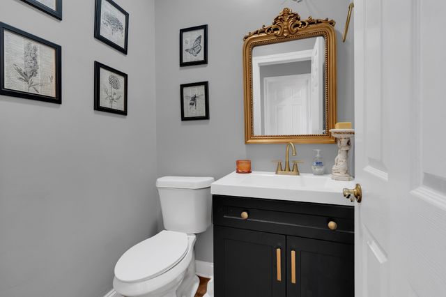 1191 Knights Church Rd, Decherd, TN 37324