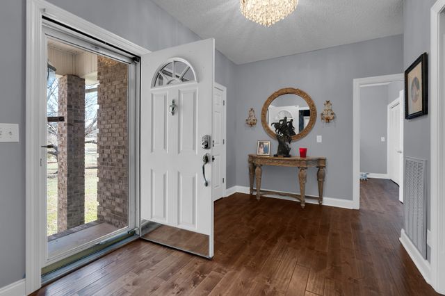 1191 Knights Church Rd, Decherd, TN 37324