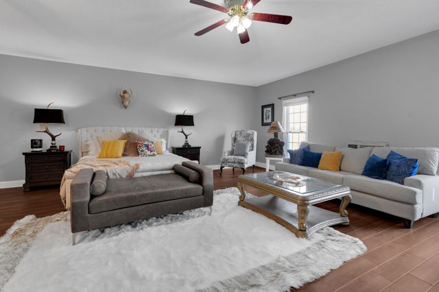 1191 Knights Church Rd, Decherd, TN 37324