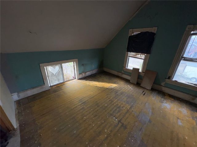 403 E Kenedy Ave, Kingsville, TX 78363