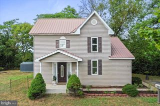 235 SLONAKER LN, Martinsburg, WV 25405