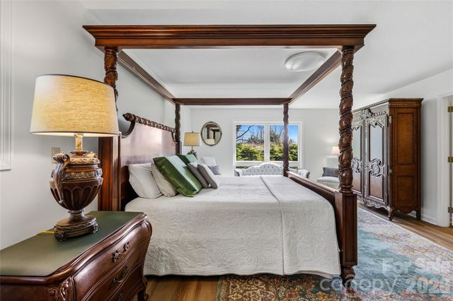 910 Rutledge Annex, Hendersonville, NC 28739