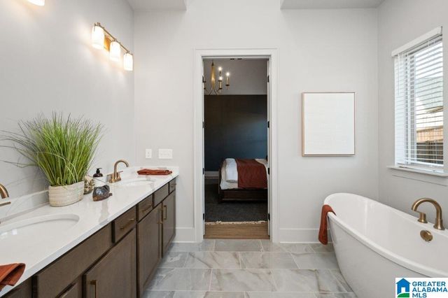 6123 AVONLEIGH CRESCENT, Hoover, AL 35244