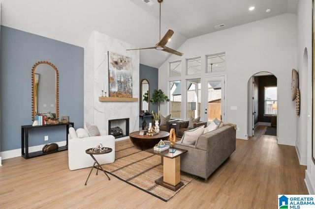 6123 AVONLEIGH CRESCENT, Hoover, AL 35244