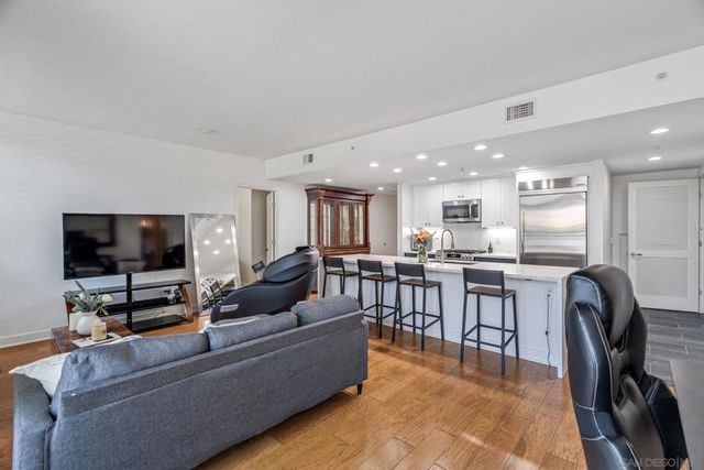 3812 Park Blvd 207, San Diego, CA 92103