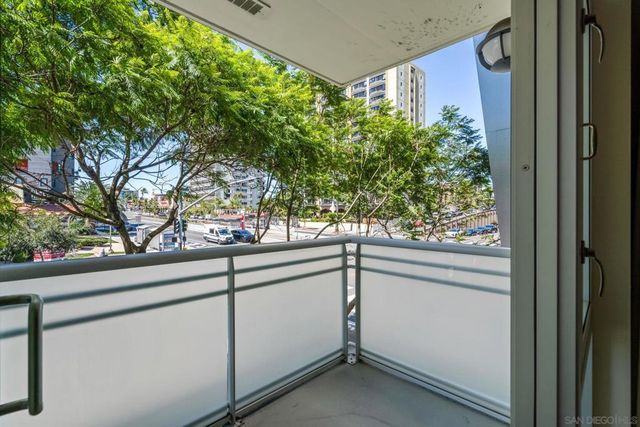 3812 Park Blvd 207, San Diego, CA 92103