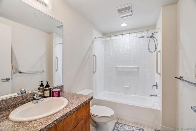 3812 Park Blvd 207, San Diego, CA 92103