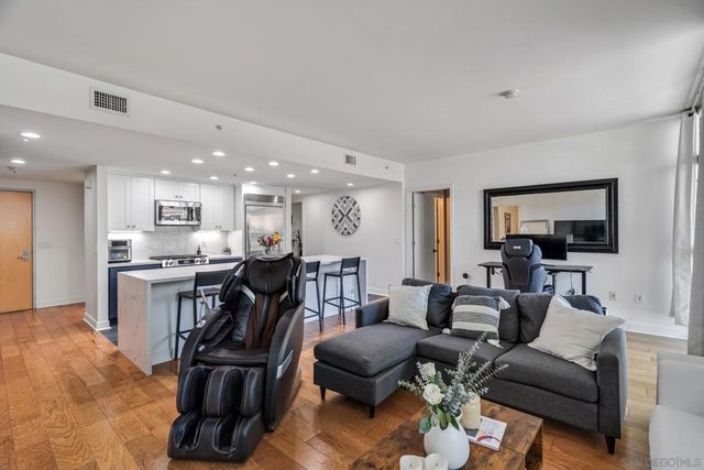 3812 Park Blvd 207, San Diego, CA 92103