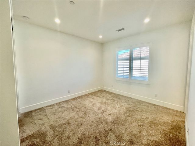 125 Avento, Irvine, CA 92602
