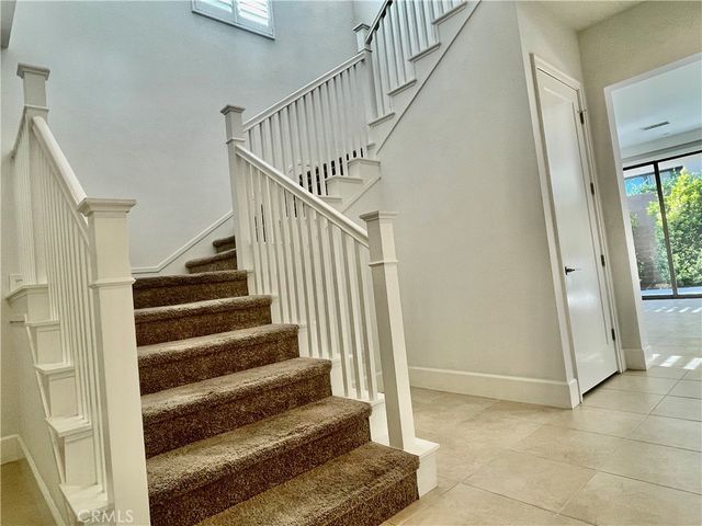 125 Avento, Irvine, CA 92602