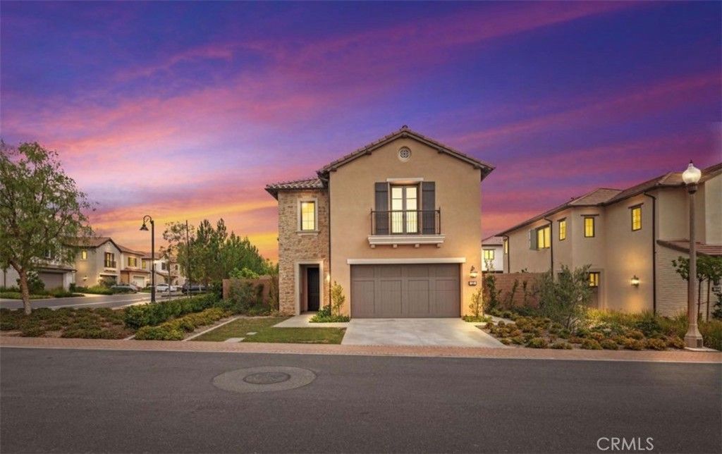 125 Avento, Irvine, CA 92602