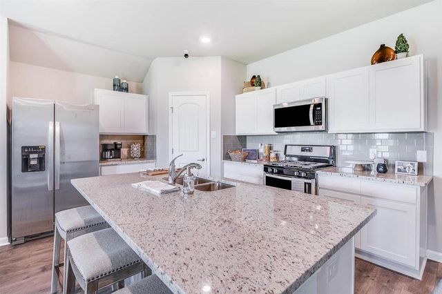 4004 Savannah Oaks Drive, Lake Charles, LA 70607