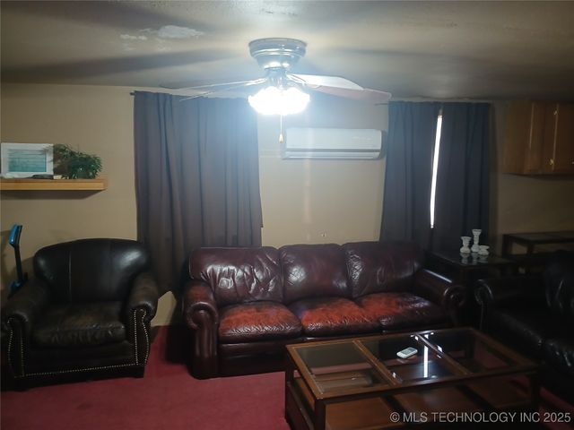 415299 E 1073 Road, Checotah, OK 74426