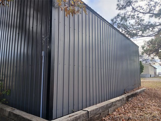 415299 E 1073 Road, Checotah, OK 74426