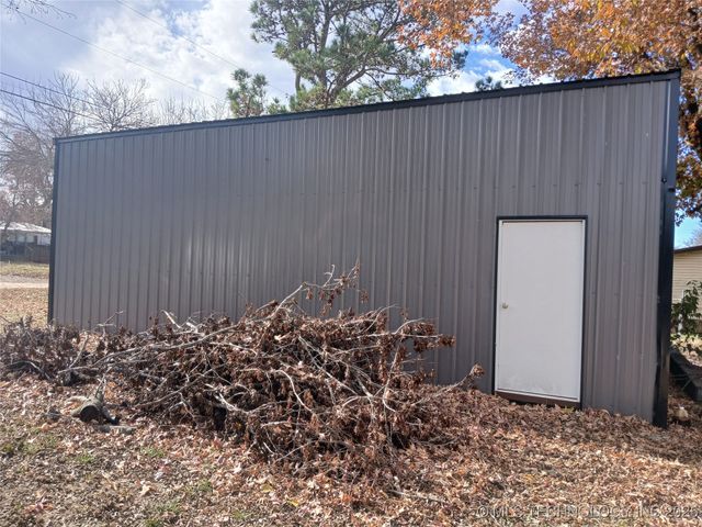 415299 E 1073 Road, Checotah, OK 74426