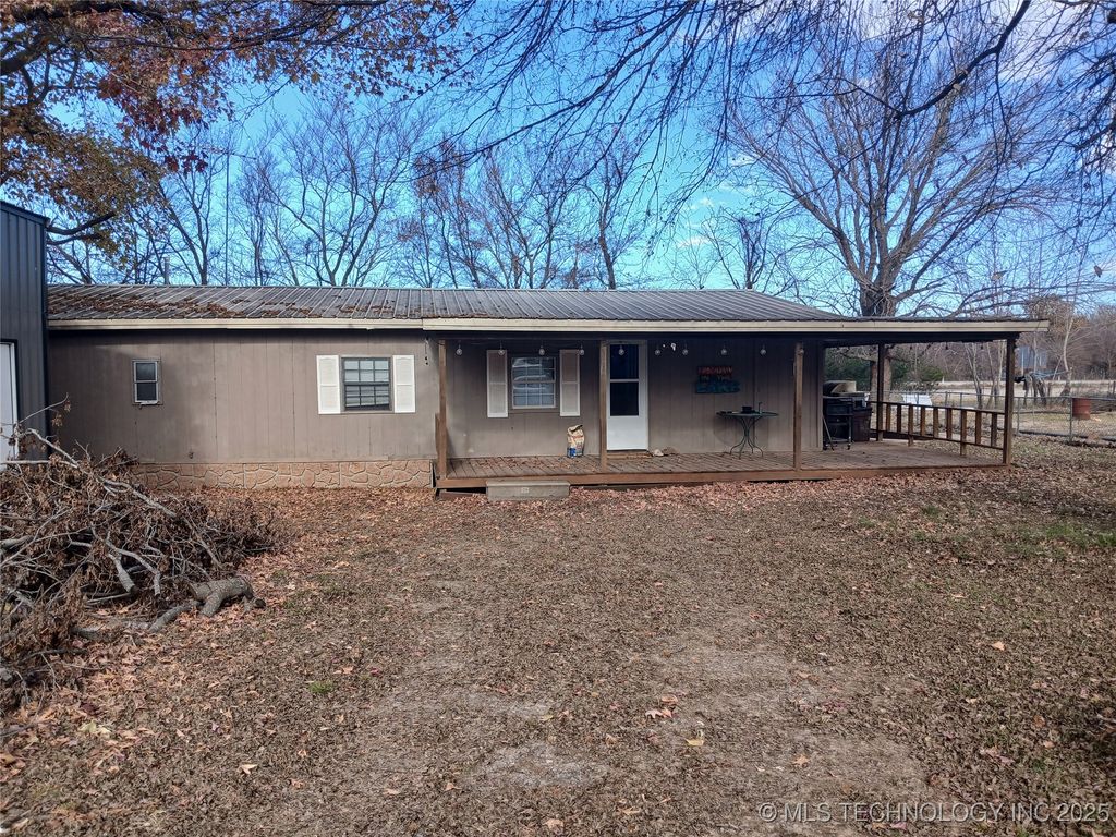 415299 E 1073 Road, Checotah, OK 74426