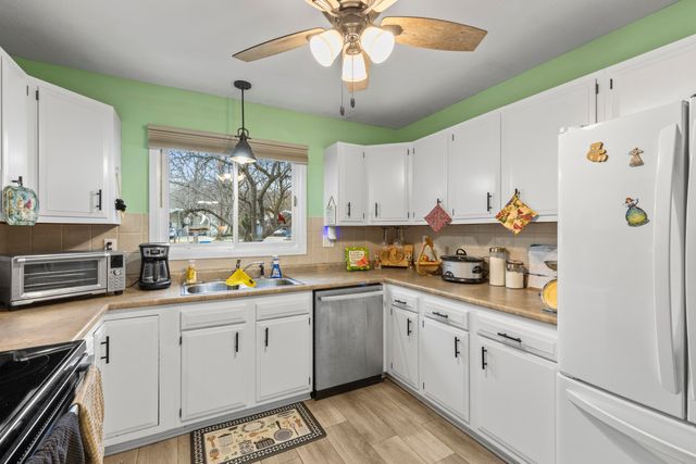 25 Oak Court, Branson, MO 65616