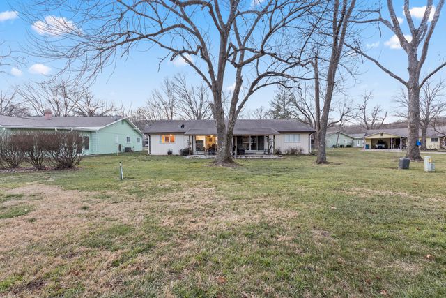 25 Oak Court, Branson, MO 65616