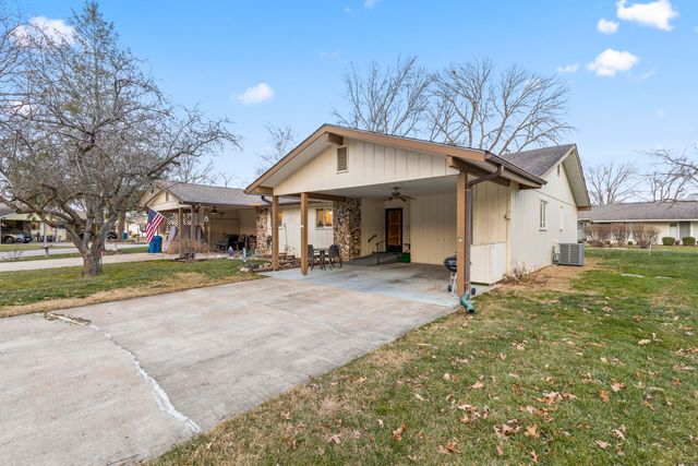 25 Oak Court, Branson, MO 65616