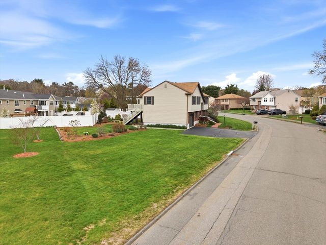 27 Citation Ave, Stoneham, MA 02180
