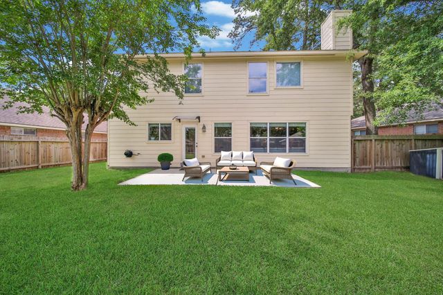 18 Orchid Grove Place, The Woodlands, TX 77385