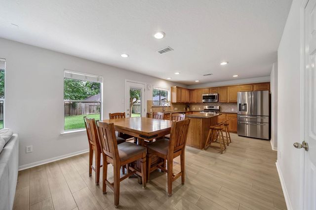 18 Orchid Grove Place, The Woodlands, TX 77385