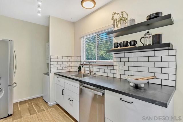 6725 Mission Gorge 305B, San Diego, CA 92120