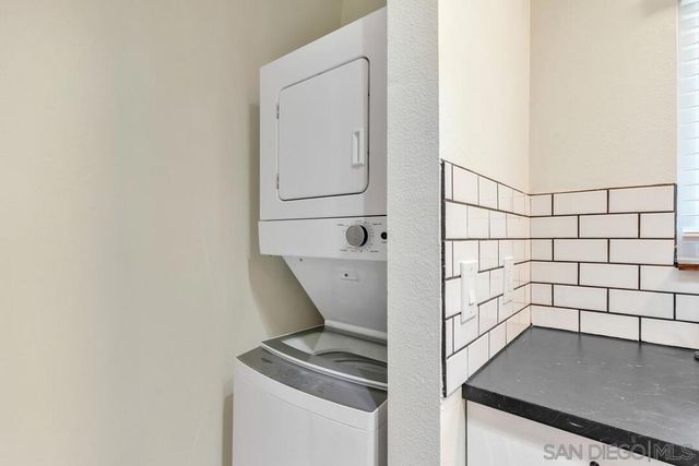 6725 Mission Gorge 305B, San Diego, CA 92120