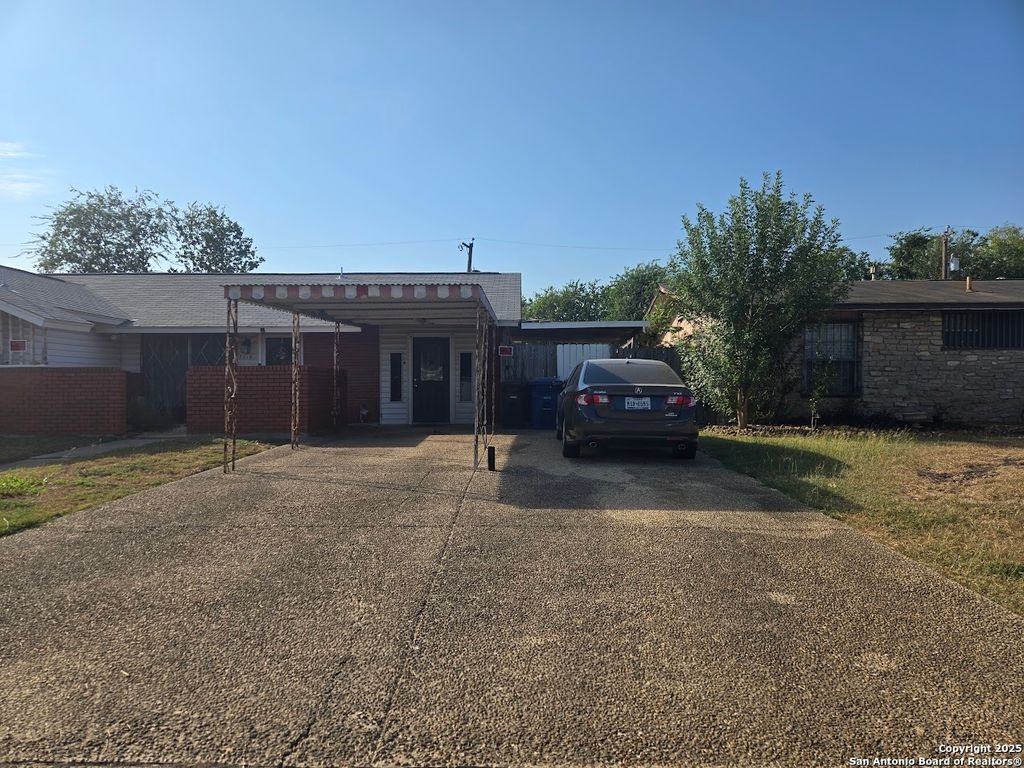 7518 Westshire, San Antonio, TX 78227