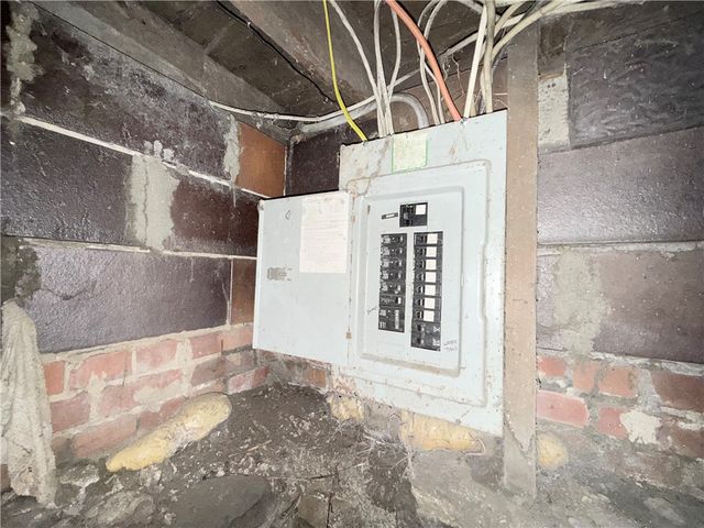 111 Ludwig St, Manor Twp, PA 16236