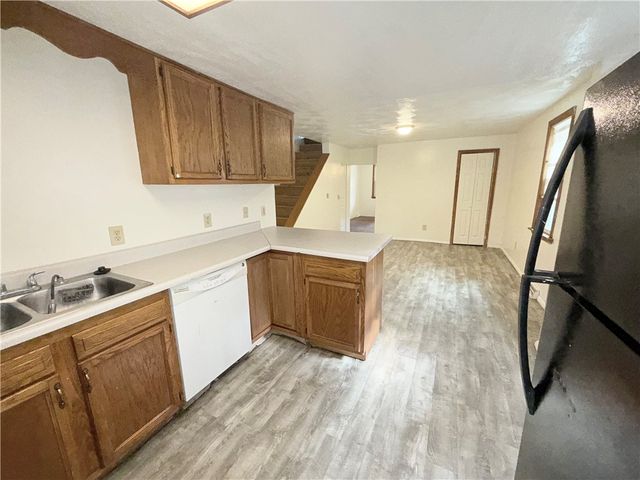 111 Ludwig St, Manor Twp, PA 16236