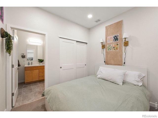 400 W Baseline Road B, Lafayette, CO 80026