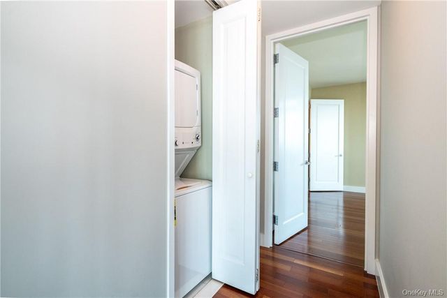 175 Huguenot Street 1802, New Rochelle, NY 10801