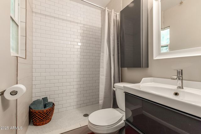 1008 W AMELIA Avenue, Phoenix, AZ 85013