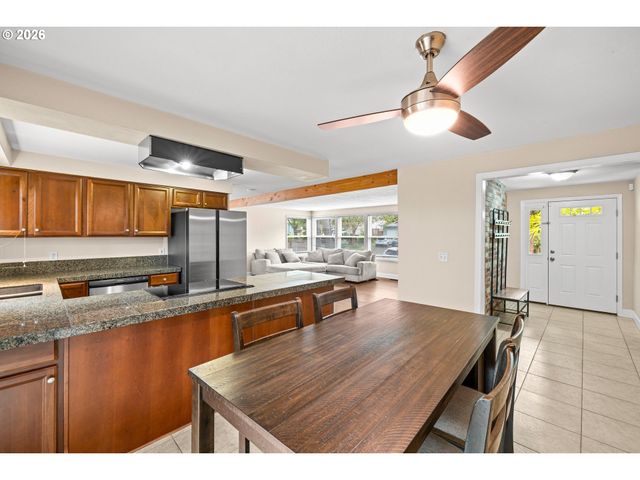 4741 Sw 207TH Ct, Beaverton, OR 97078