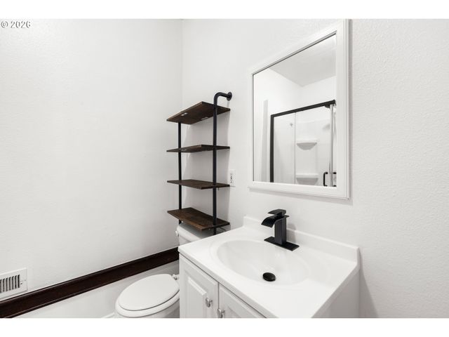 4741 Sw 207TH Ct, Beaverton, OR 97078