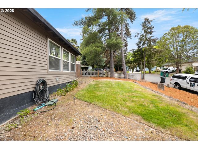4741 Sw 207TH Ct, Beaverton, OR 97078