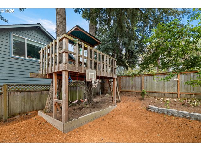 4741 Sw 207TH Ct, Beaverton, OR 97078